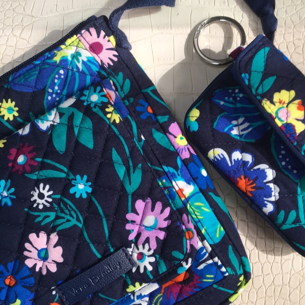 Quilted cross body purse & Wallet set